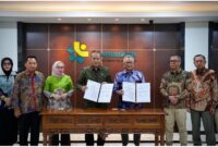 Penandatanganan Nota Kesepahaman/Memorandum of Understanding (MoU) yang berlangsung di Kantor Kementerian Koperasi (Kemenkop), Jakarta, Kamis (2/7).