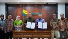 Penandatanganan Nota Kesepahaman/Memorandum of Understanding (MoU) yang berlangsung di Kantor Kementerian Koperasi (Kemenkop), Jakarta, Kamis (2/7).